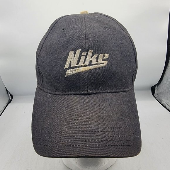 Nike Strapback Adjustable Baseball Hat Cap Black Casual Breathable Outdoors